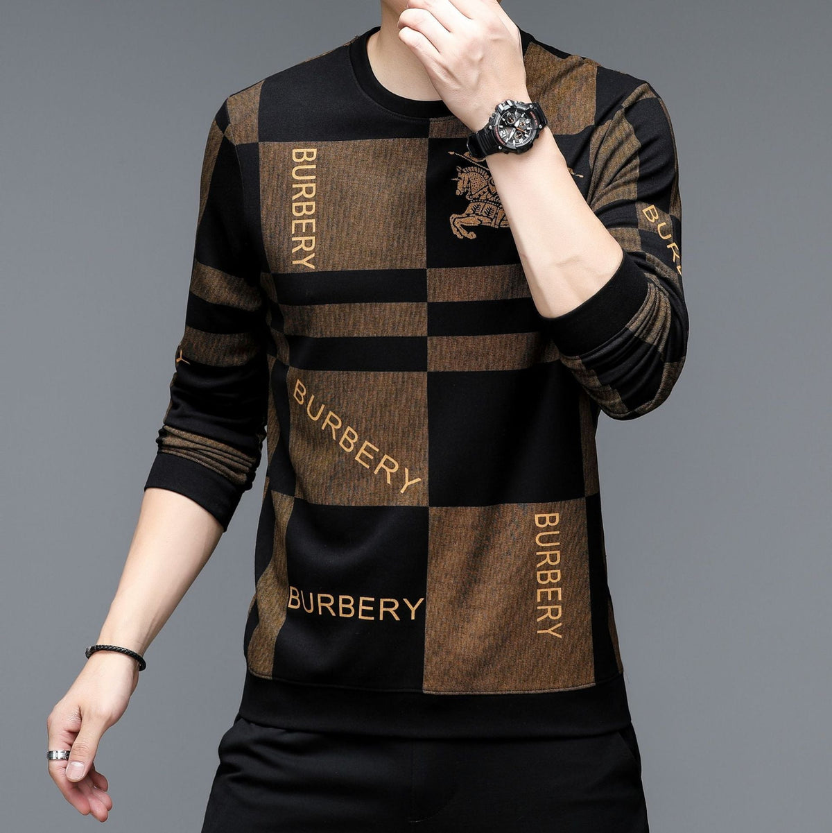 New Fashion Long Sleeved Underlay Men's Sweater 1023121801